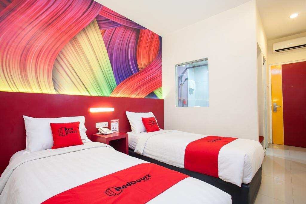 Reddoorz Near Hawaii Water Park Hotel Malang Buitenkant foto
