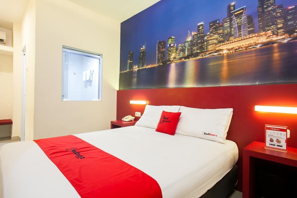 Reddoorz Near Hawaii Water Park Hotel Malang Buitenkant foto