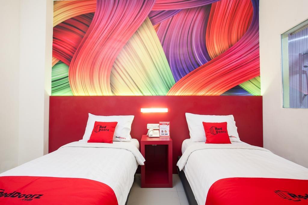 Reddoorz Near Hawaii Water Park Hotel Malang Buitenkant foto